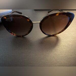 Bvlgari Sunglasses Women's Tortoise/Brown Gradient